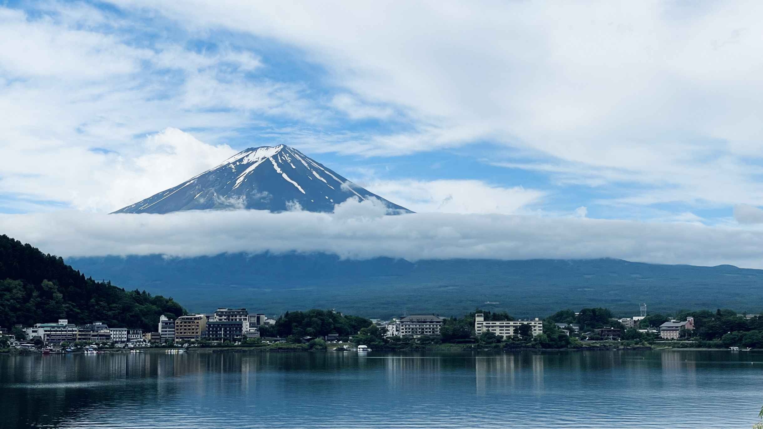 海拔 3,776 公尺的富士山，不僅是日本最高峰，更是「信仰的對象與藝術的源泉」。今日我們不只是觀光，而是要親身走入這座世界文化遺產，用雙腳實踐這場關於意志與文化的歷史登拜。